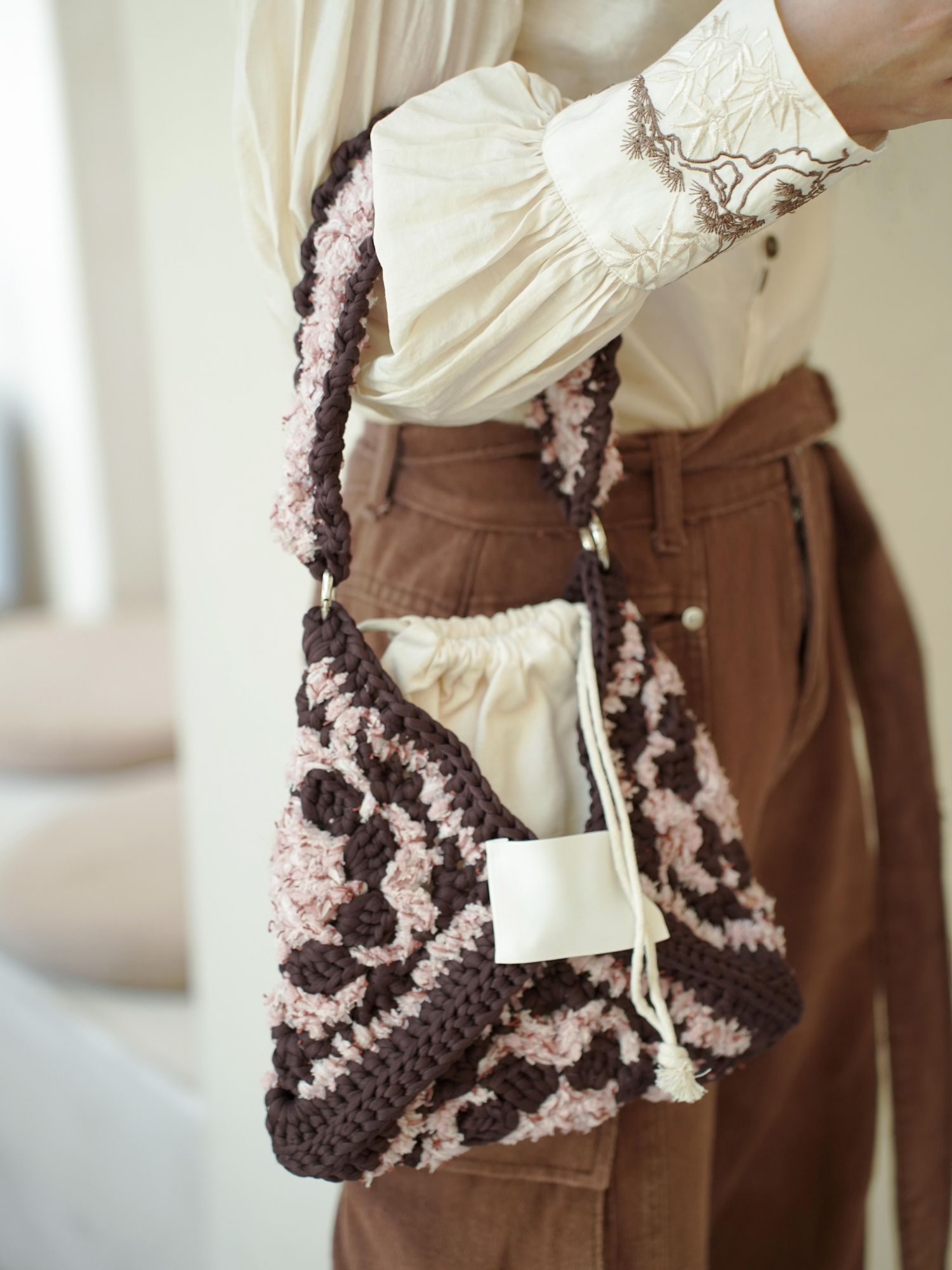 Hand mixed thread flower bag DIY material bag crocheted shoulder handmade gift original-HOOKSTH