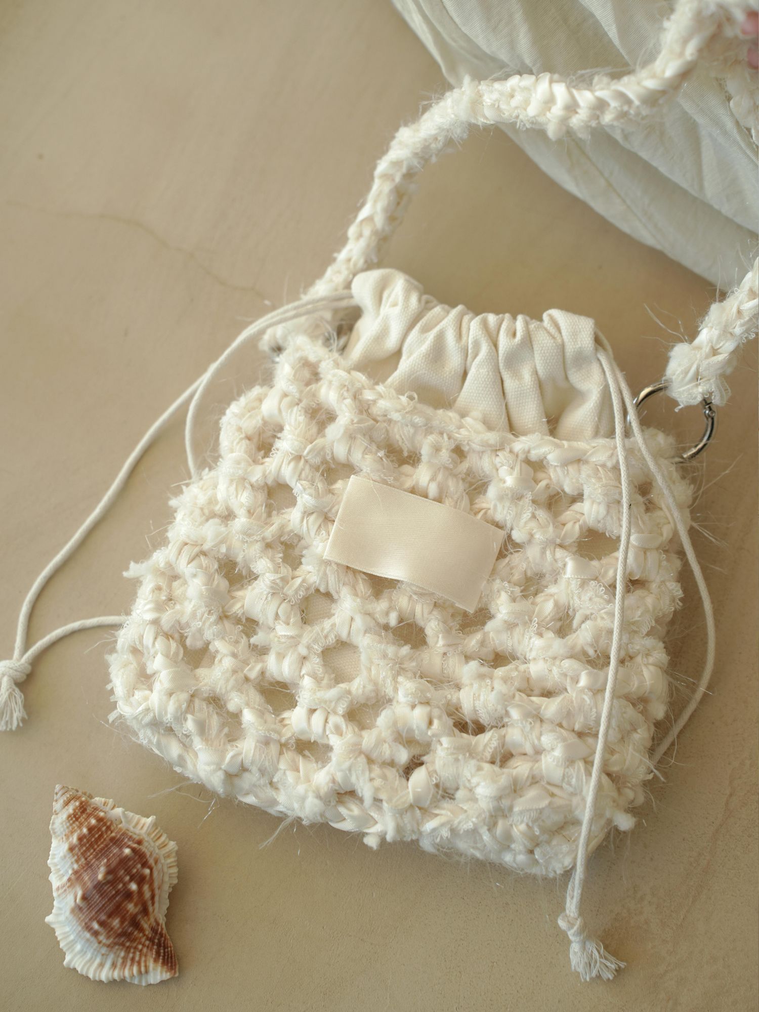 Hand mixed thread pineapple bag wind chime DIY material bag original woven gift crossbody handmade warm white-HOOKSTH