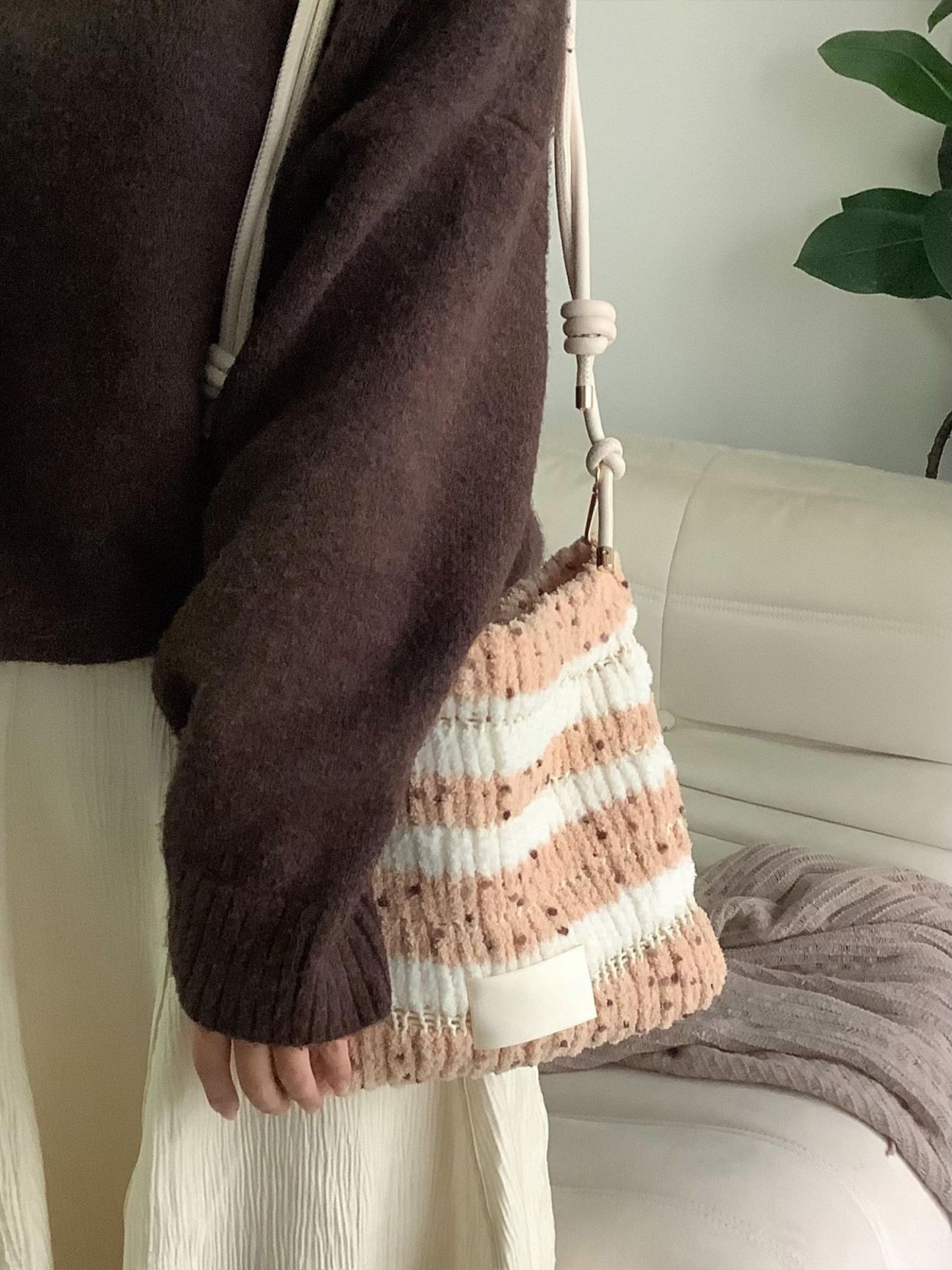 Fleece color matching bag DIY material bag shoulder crossbody soft handwoven bag autumn and winter gift original-HOOKSTH