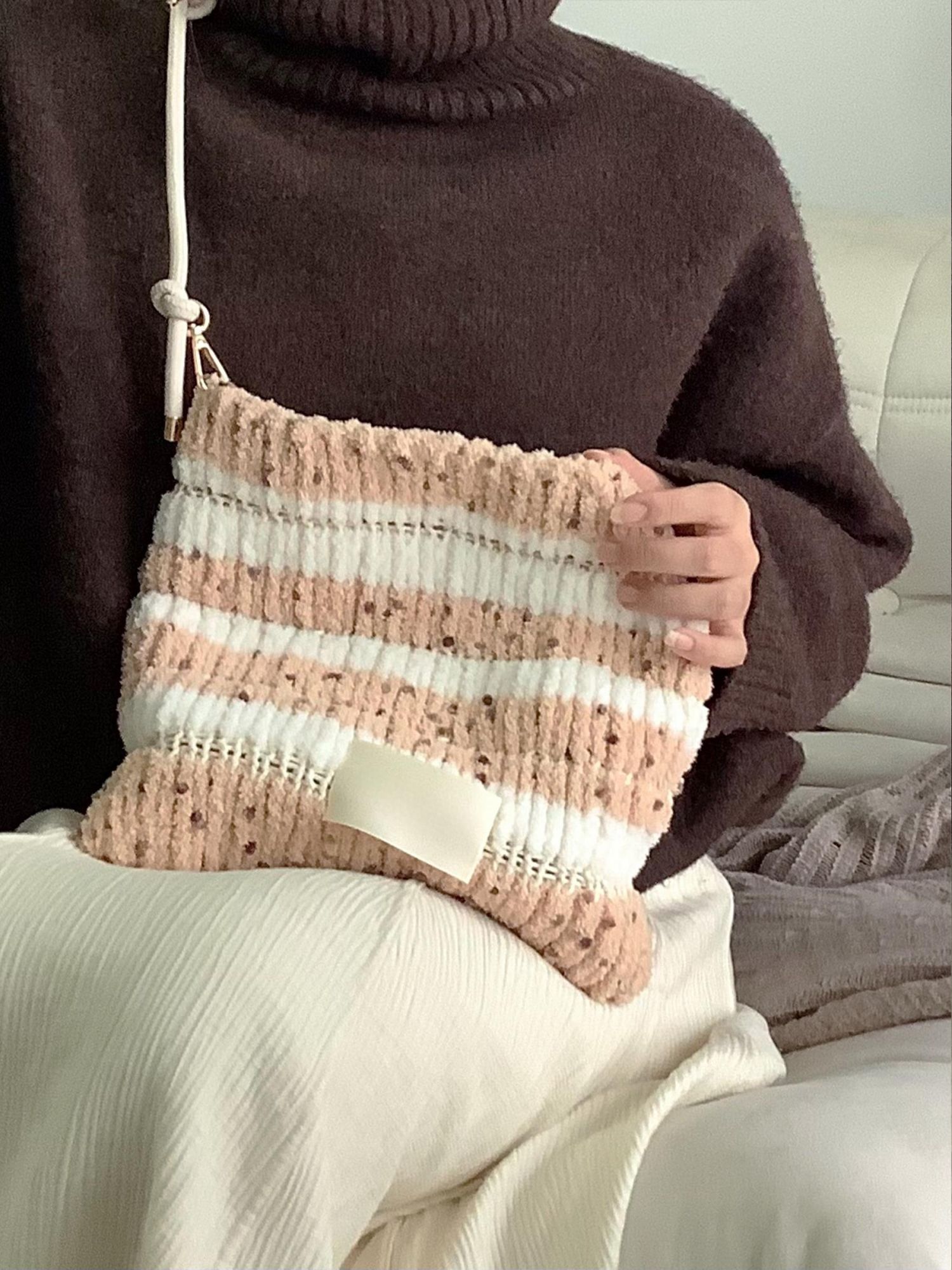 Fleece color matching bag DIY material bag shoulder crossbody soft handwoven bag autumn and winter gift original-HOOKSTH