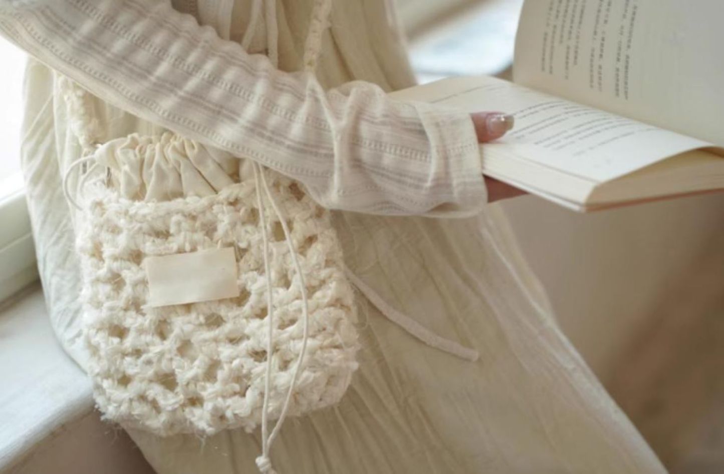 Hand mixed thread pineapple bag wind chime DIY material bag original woven gift crossbody handmade warm white-HOOKSTH