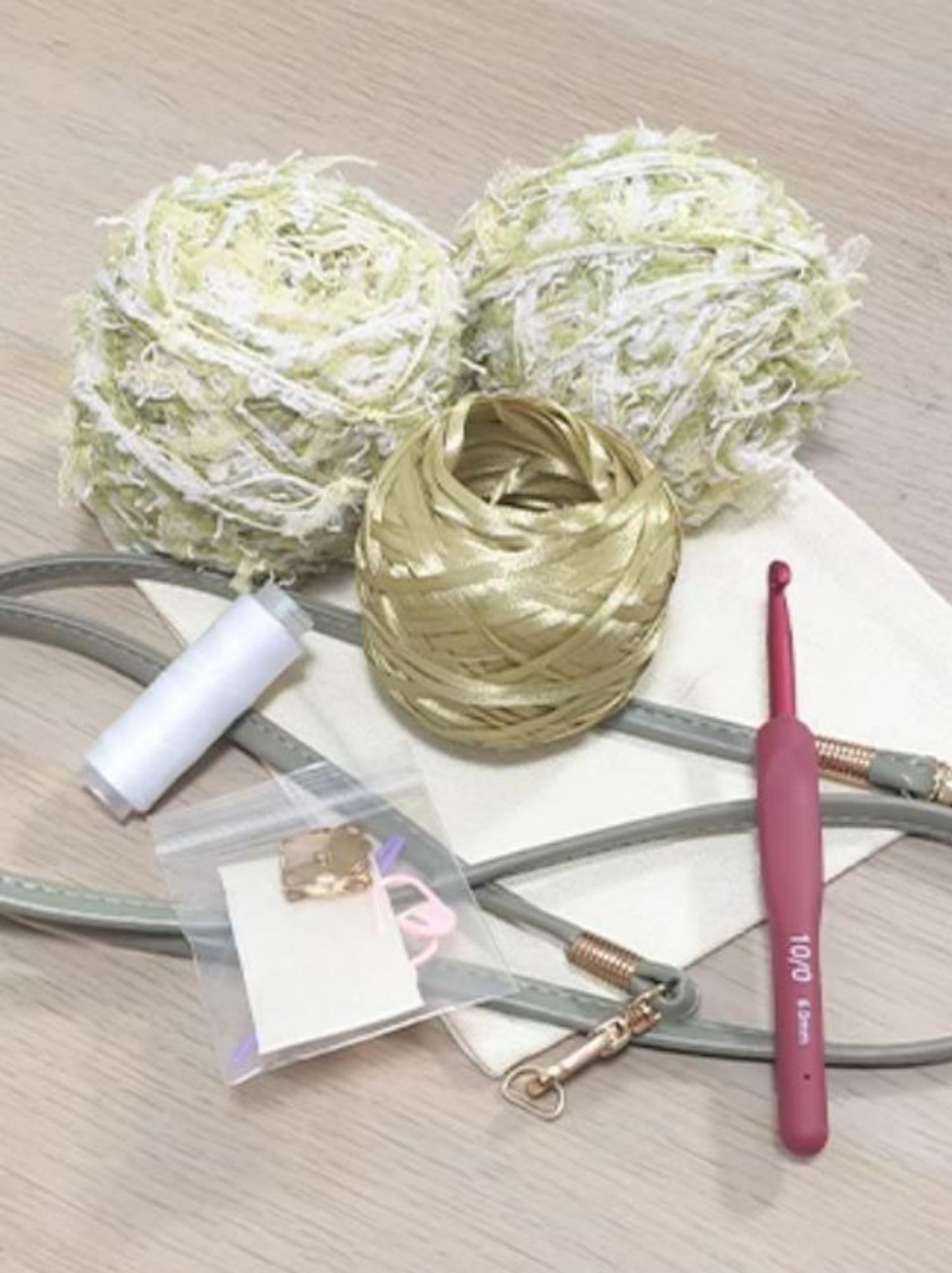 Hand mixed thread Ribbon Mobile Phone Crossbody Bag DIY Material Bag Crocheted Handmade Gift Original Valentine's Day Girlfriend Birthday-HOOKSTH