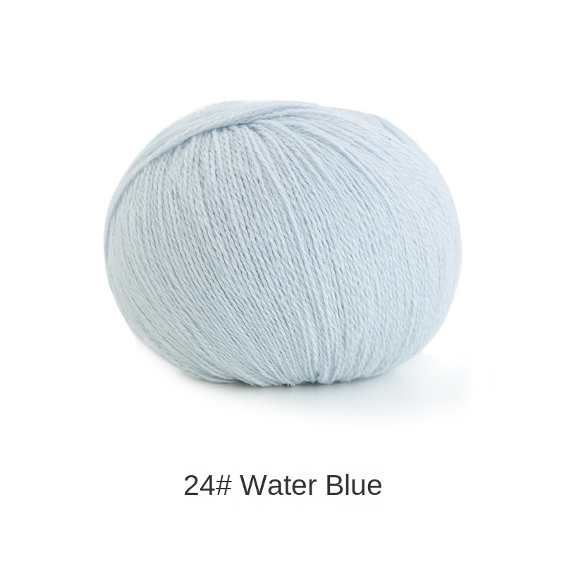 Su Su sister home first yan hand knitting lamb wool according to the box wholesale wool ball hand knitting DIY crochet rod
