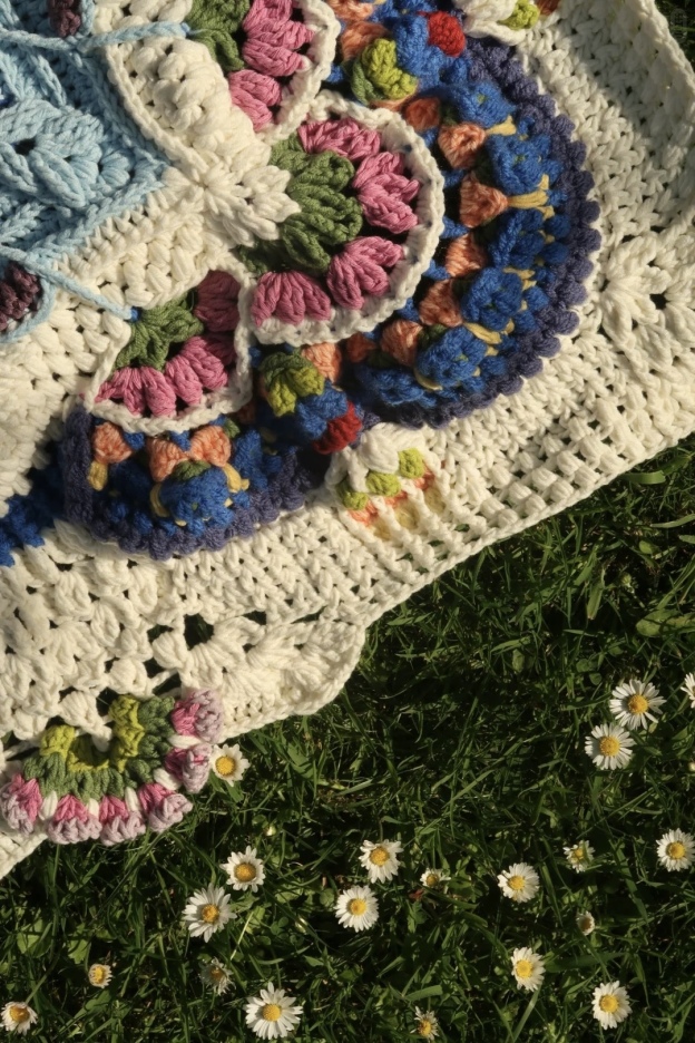 Emerald Serenade |  Handmade Crochet Vintage Blanket