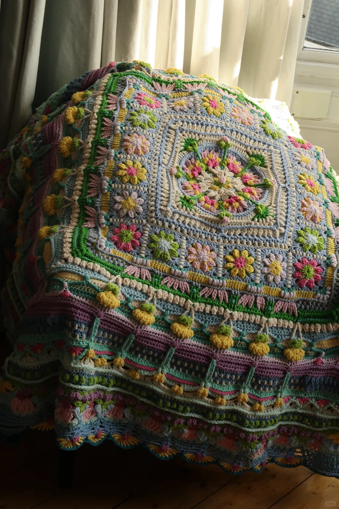 The Wizard of Oz |  Handmade Crochet Vintage Blanket