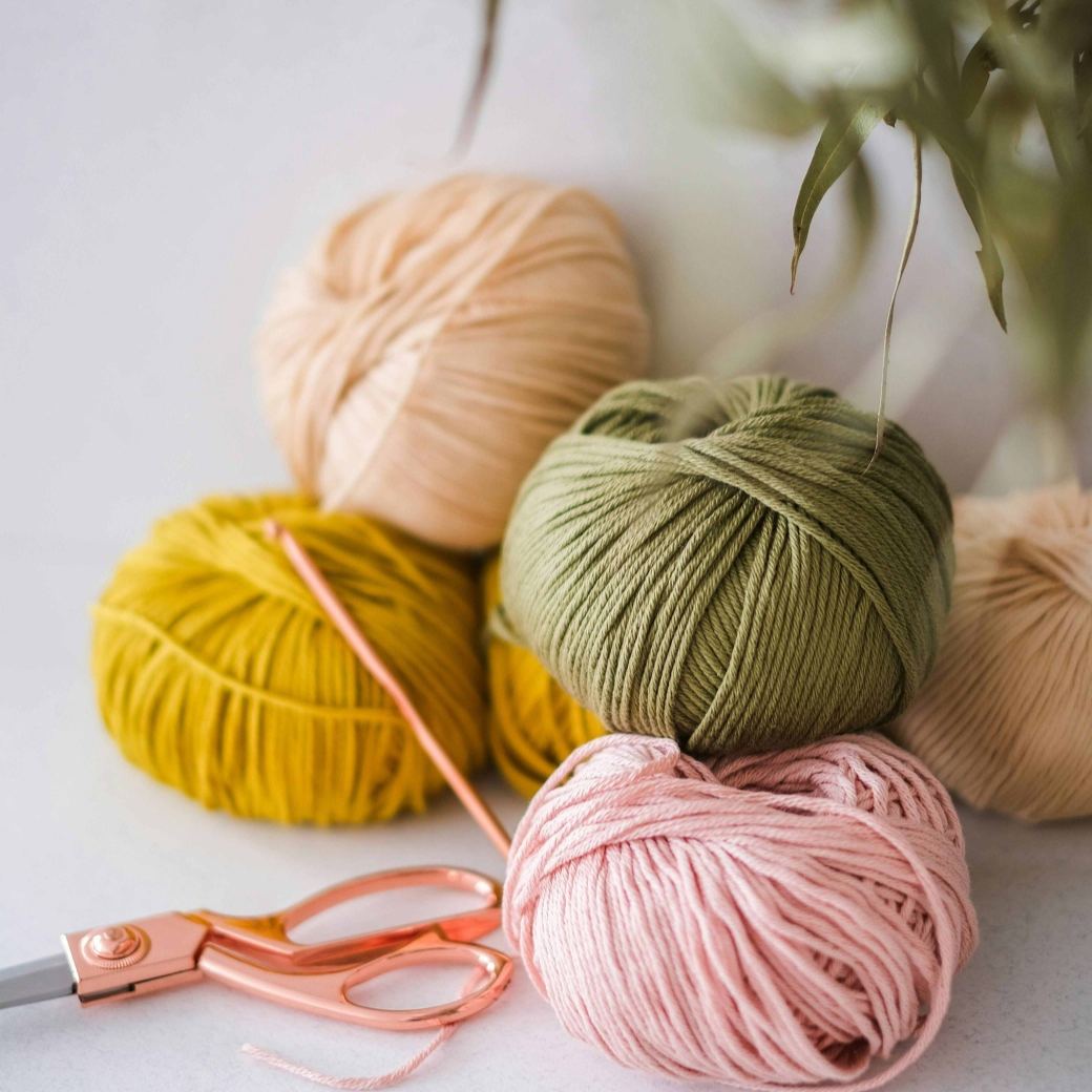 Wool cotton hand-made cotton yarn hand-woven gift crochet rod hat scarf sweater handmade gift diy clothes bag