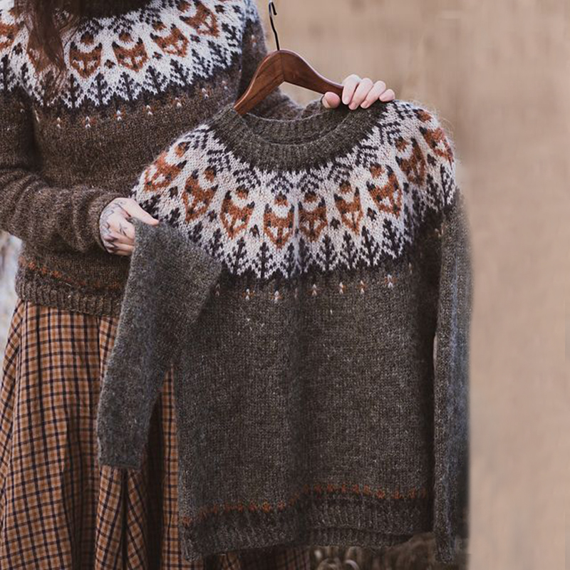 Comodo maglione vintage con carré rotondo e girocollo