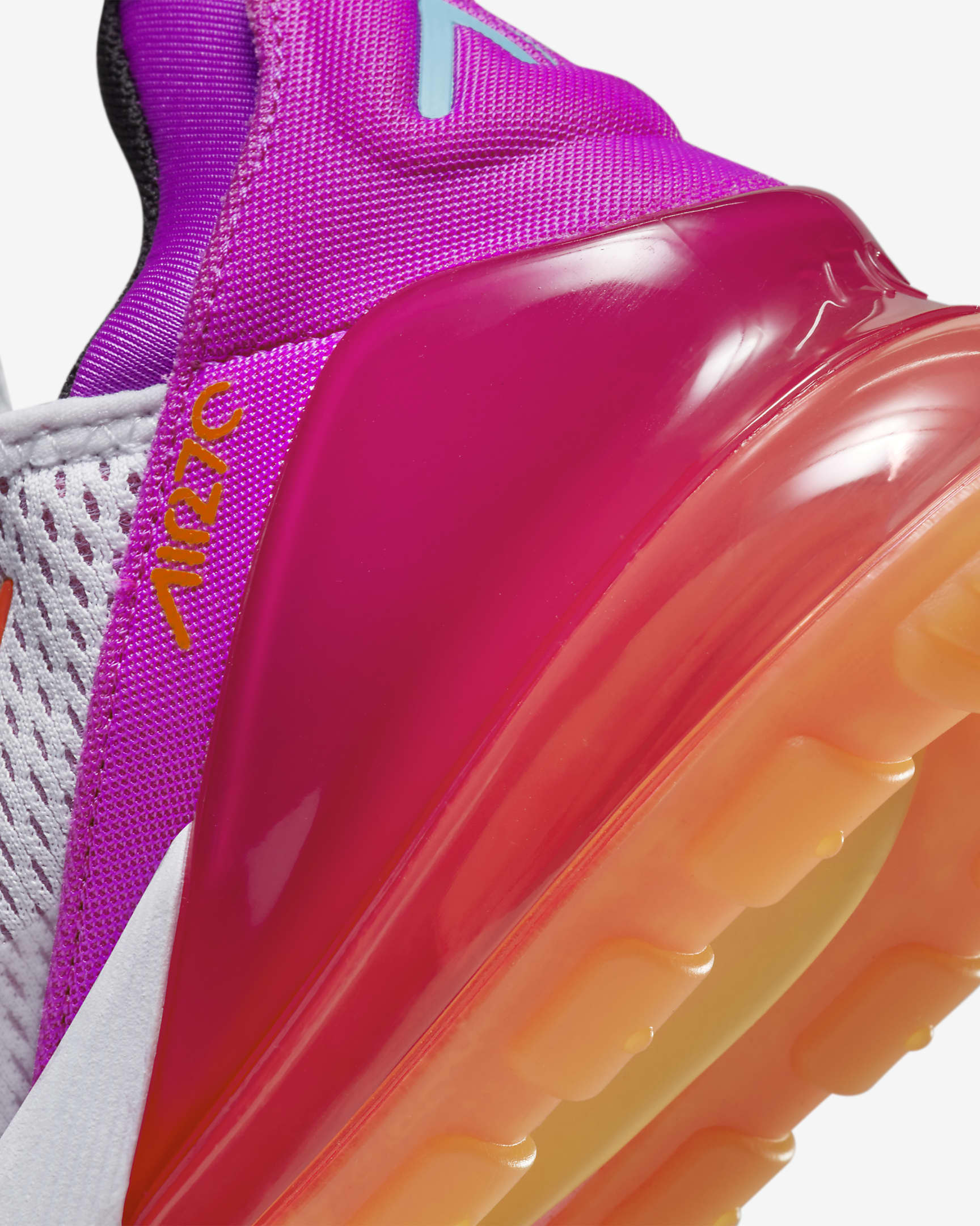 Nikdjke Air Max 270 'Fuchsia Dream Crimson'