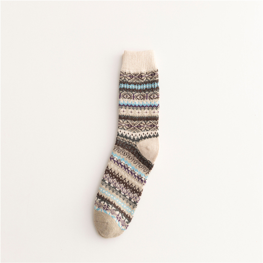 Weiche, warme Retro-Tribal-Farbblocksocken