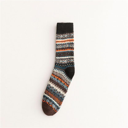 Weiche, warme Retro-Tribal-Farbblocksocken