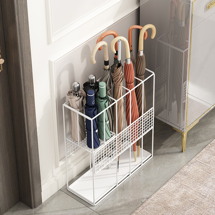 Umbrella storage rack household umbrella bucket door drain umbrella storage rack large capacity umbr