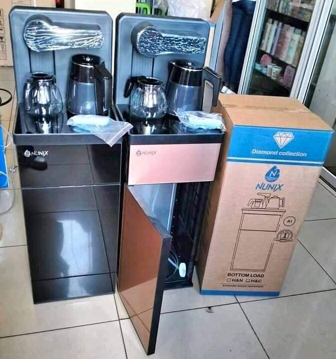 Dispensador de agua fría y caliente de carga inferior Nunix A1C