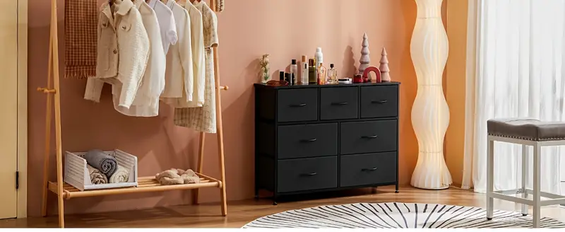 Cómoda para dormitorio, cajones de almacenamiento, soporte de TV, torre de almacenamiento de tela con 7 cajones, cómoda con cajones de tela, parte superior de madera para TV de hasta 45 pulgadas, para habitación infantil, armario, entrada, guardería detalles 0