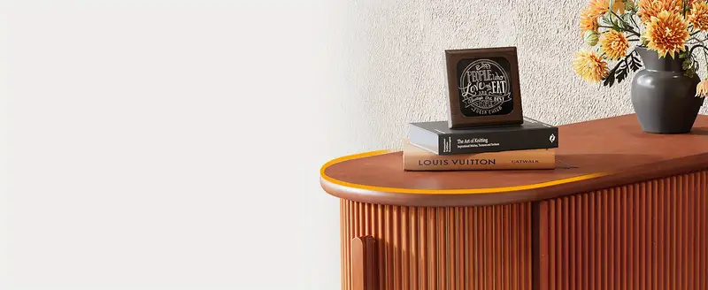 Mesa auxiliar de sofá   de 3 cajones, mesa auxiliar de    , mesa auxiliar estrecha    ,   de        , dormitorio,   acabado, no requiere  , nogal detalles 3