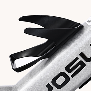 botella de agua en bicicleta de giro