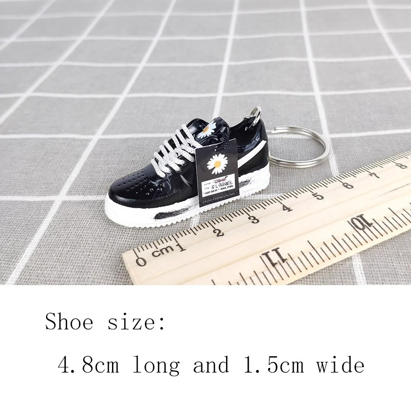 Fans Of G-DRAGON Joint Small Daisy Key Chain GD Model Peripheral Schoolbag Pendant