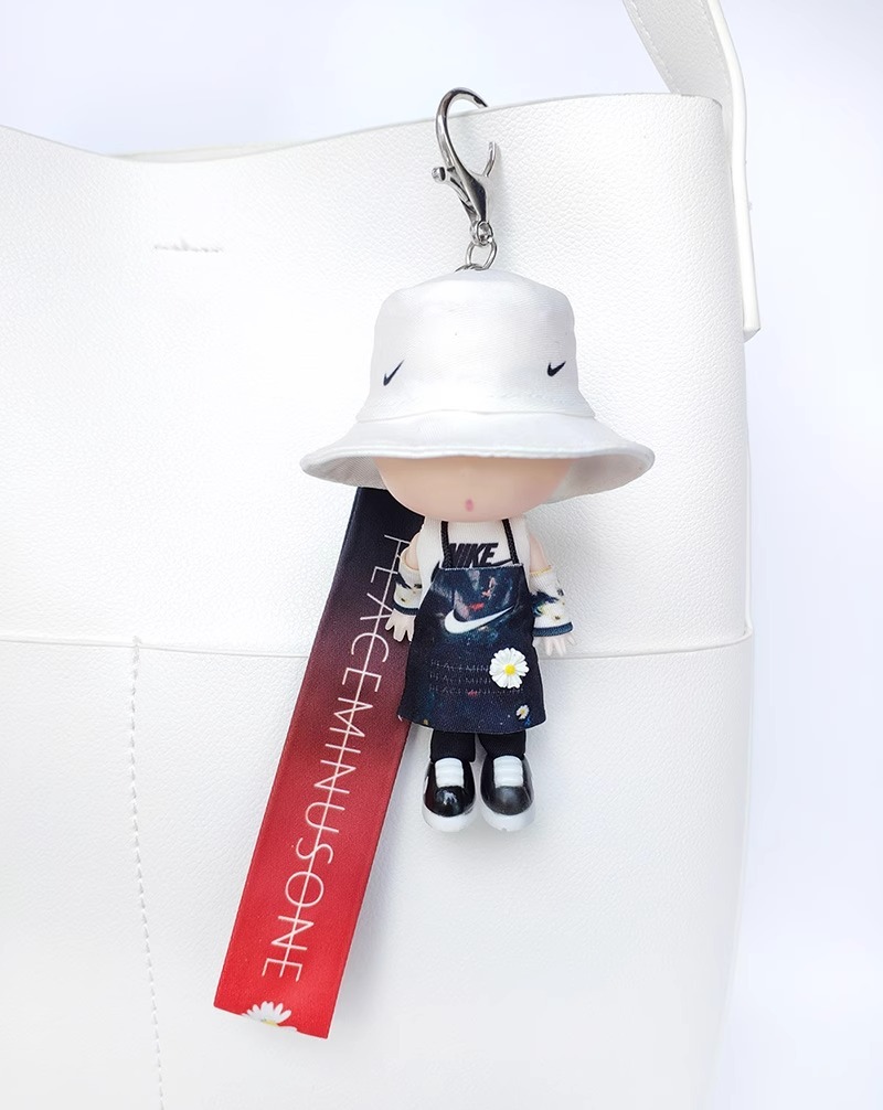 G-Dragon Doll Key Chain Hand Action Figure Pendant