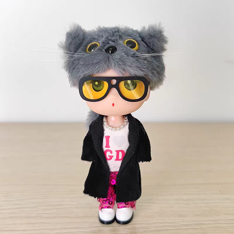 [G-Dragon] Macau Concert Exclusive: ZOA Cat Doll Figure Keychain Accessory