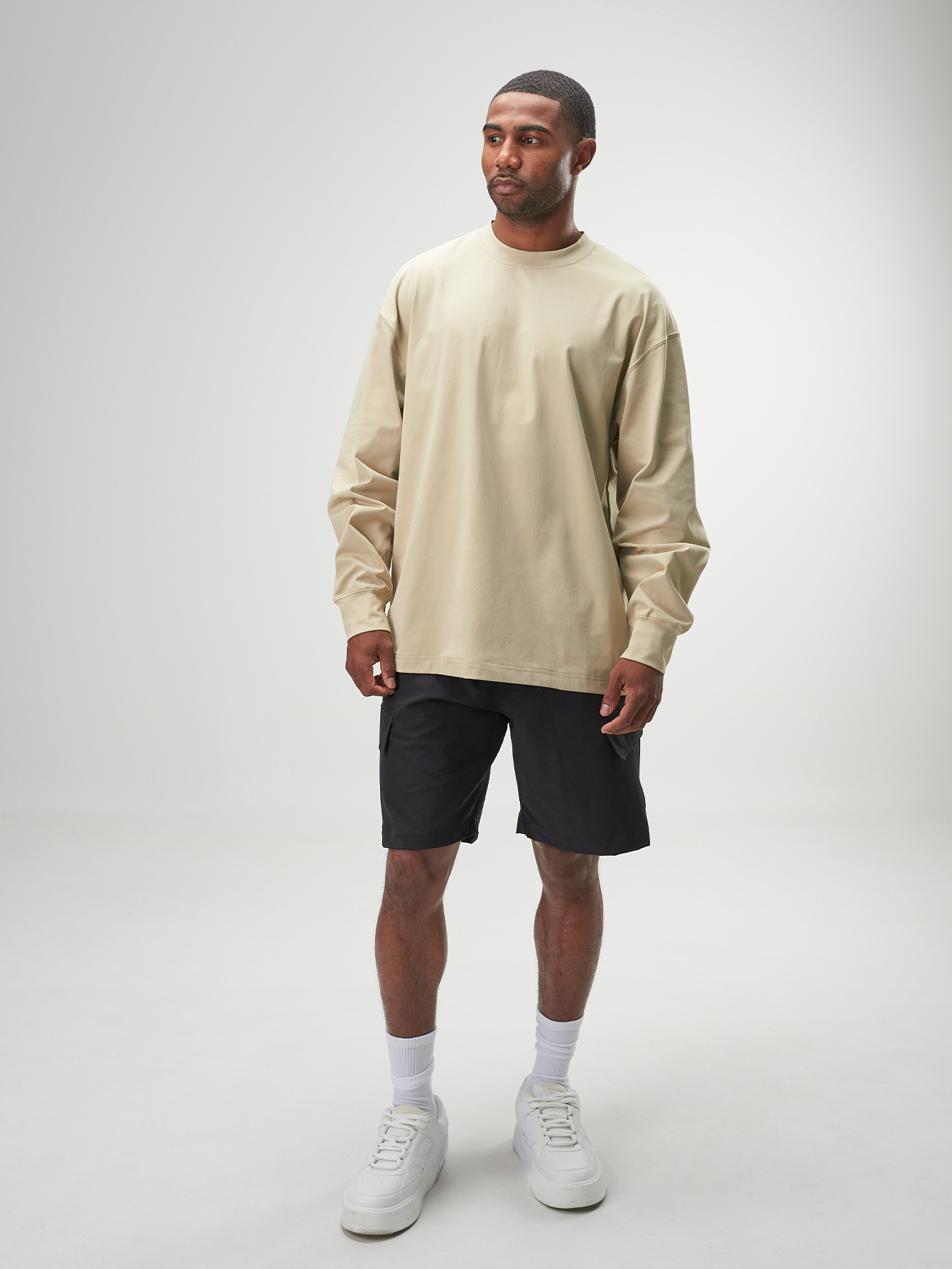 ARC Men's Dropped Shoulder Round Neck Loose Casual Versatile Long Sleeve Apricot Top