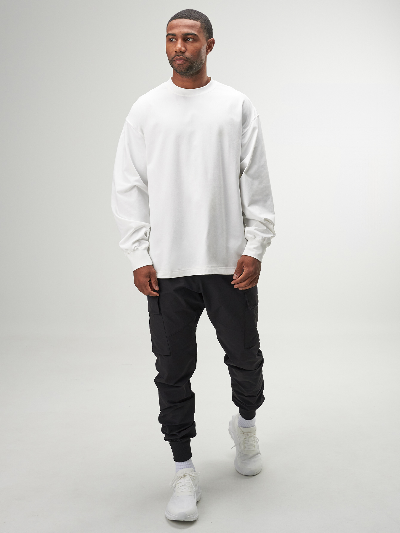 ARC Men's Dropped Shoulder Round Neck Loose Casual Versatile Long Sleeve Top, White