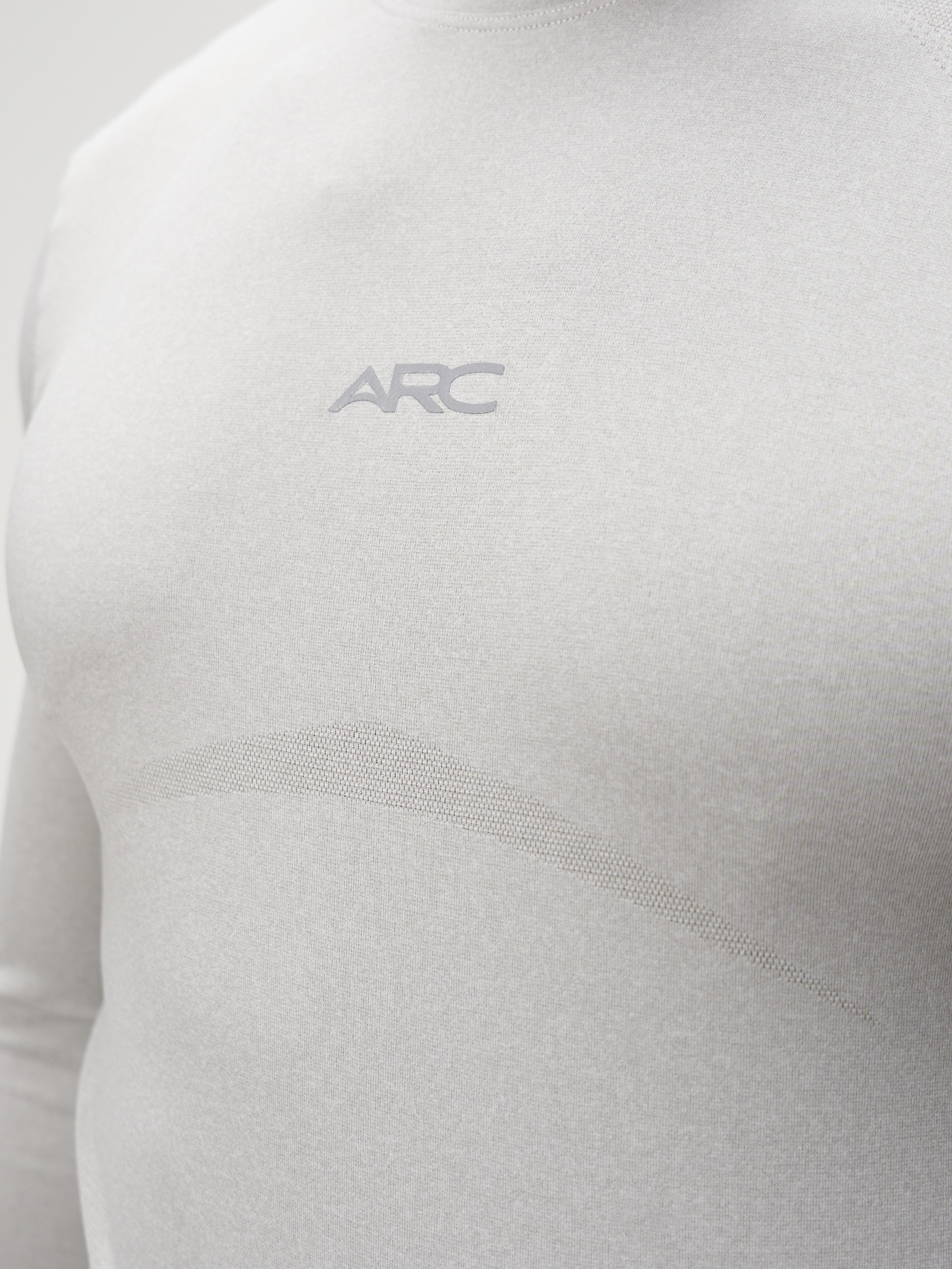 ARC Activewear Seamless Performance Compression Top T Shirt Gym Workout Long Sleeve