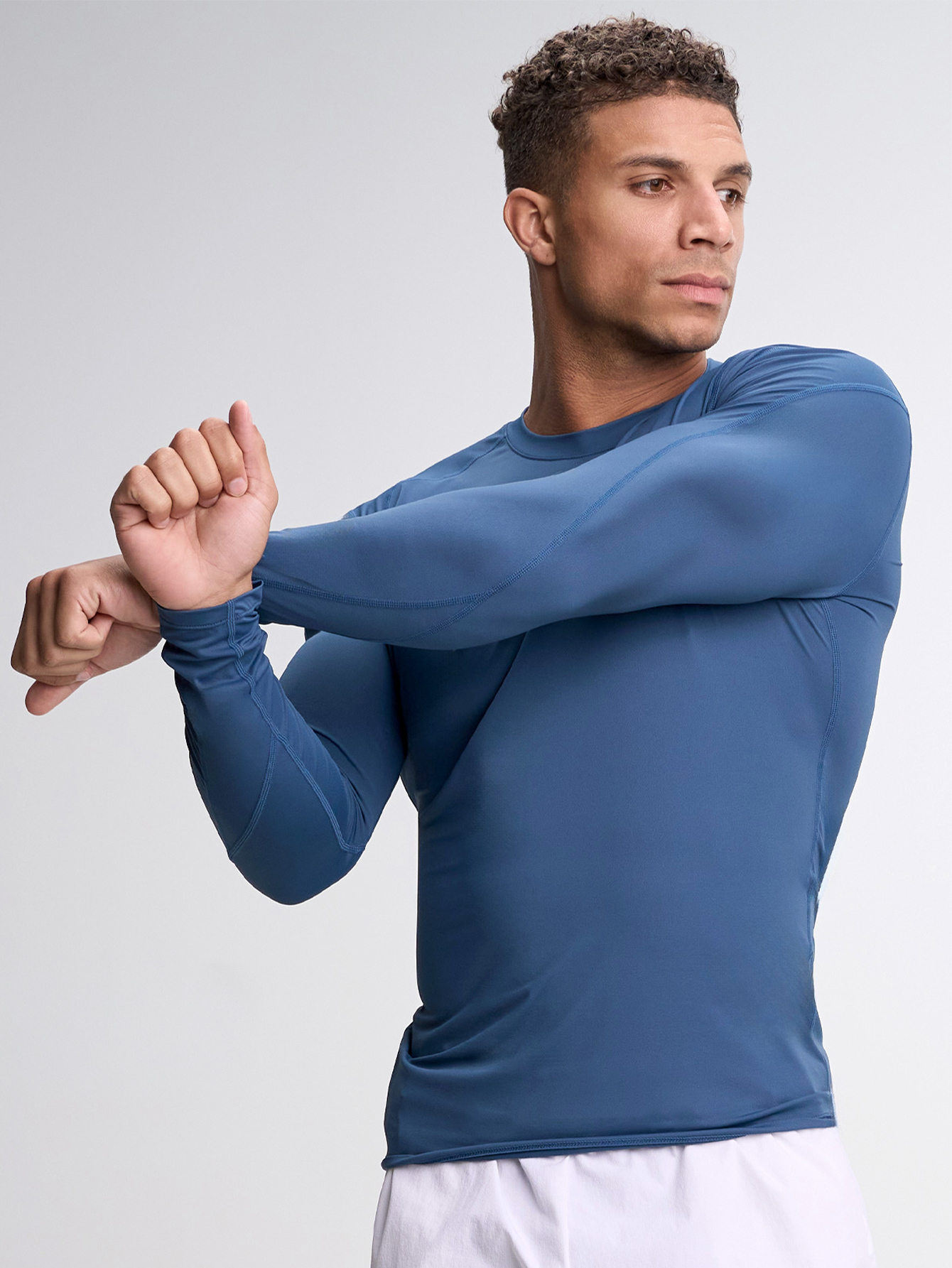 Men's Compression Tight Fitting Performnace Gym Stretchy Weightlifting Running Long Sleeve