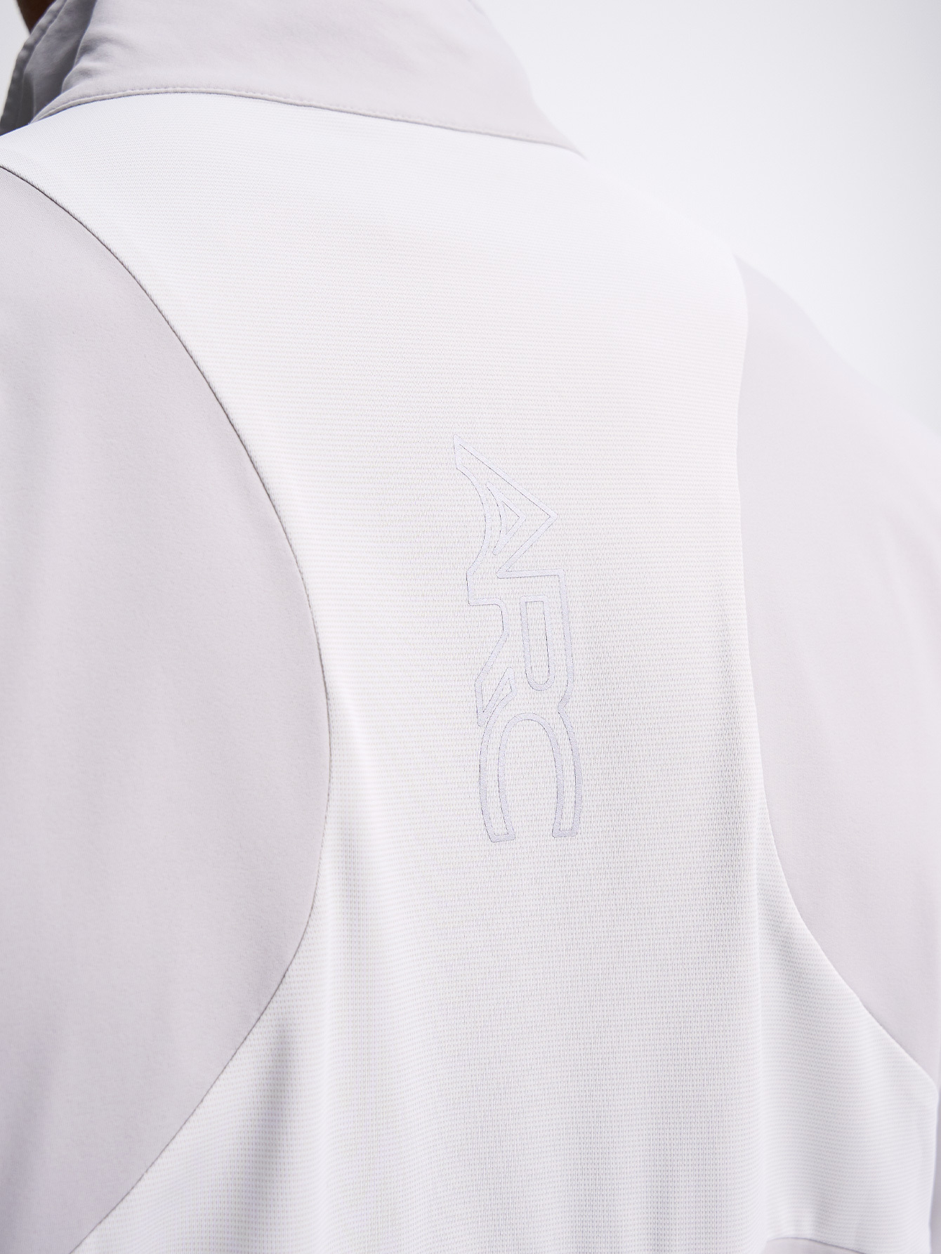 ARC-1085-SLV