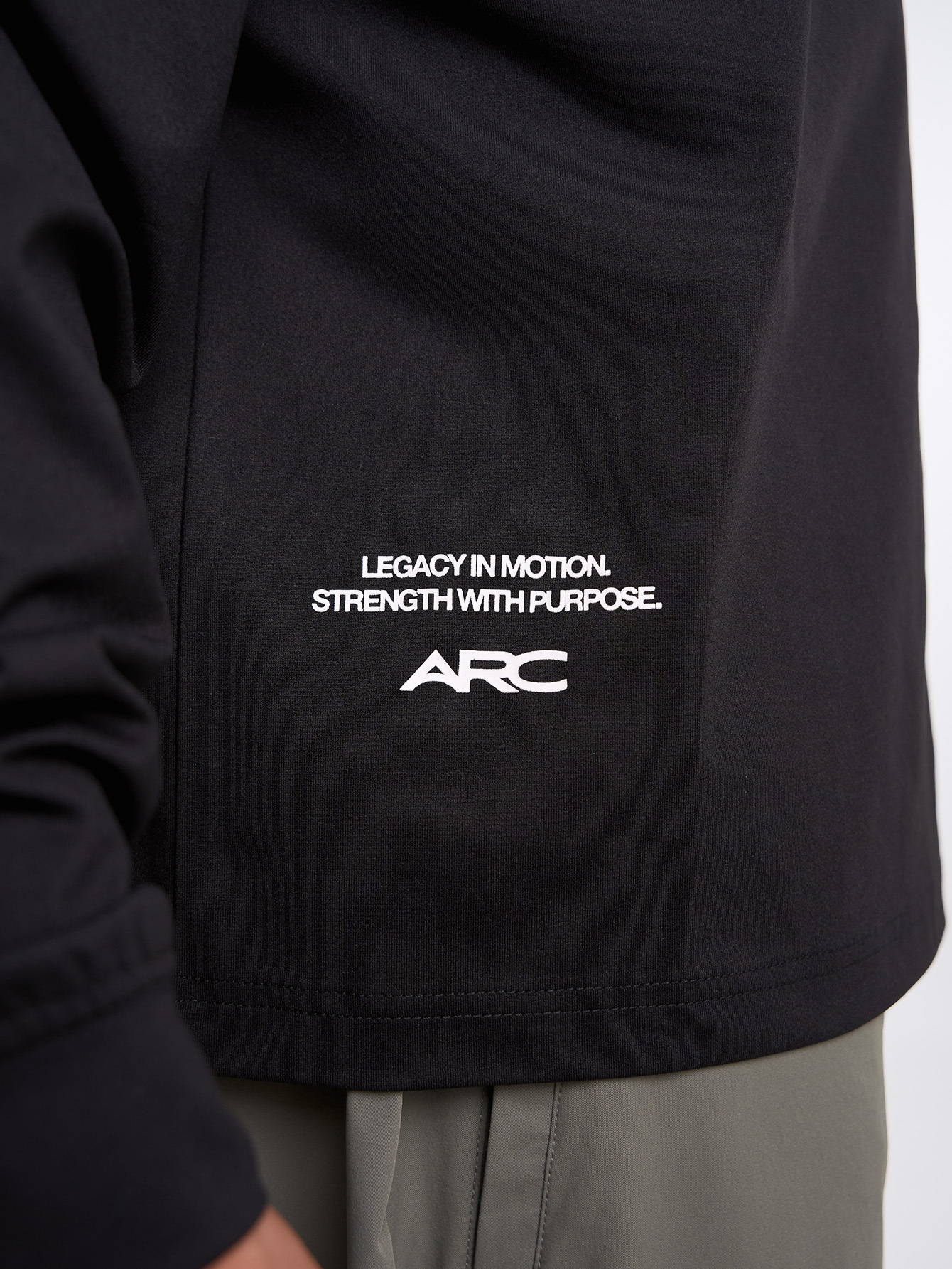 Men's Casual Solid Color Long Sleeve T-Shirt ARC-1104-BLK