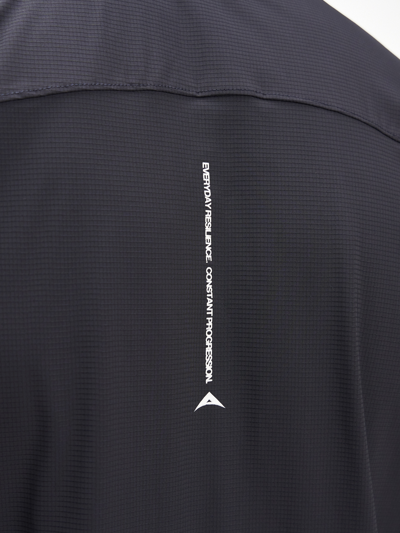 Resilience 1/4 Zip – SIGMAS