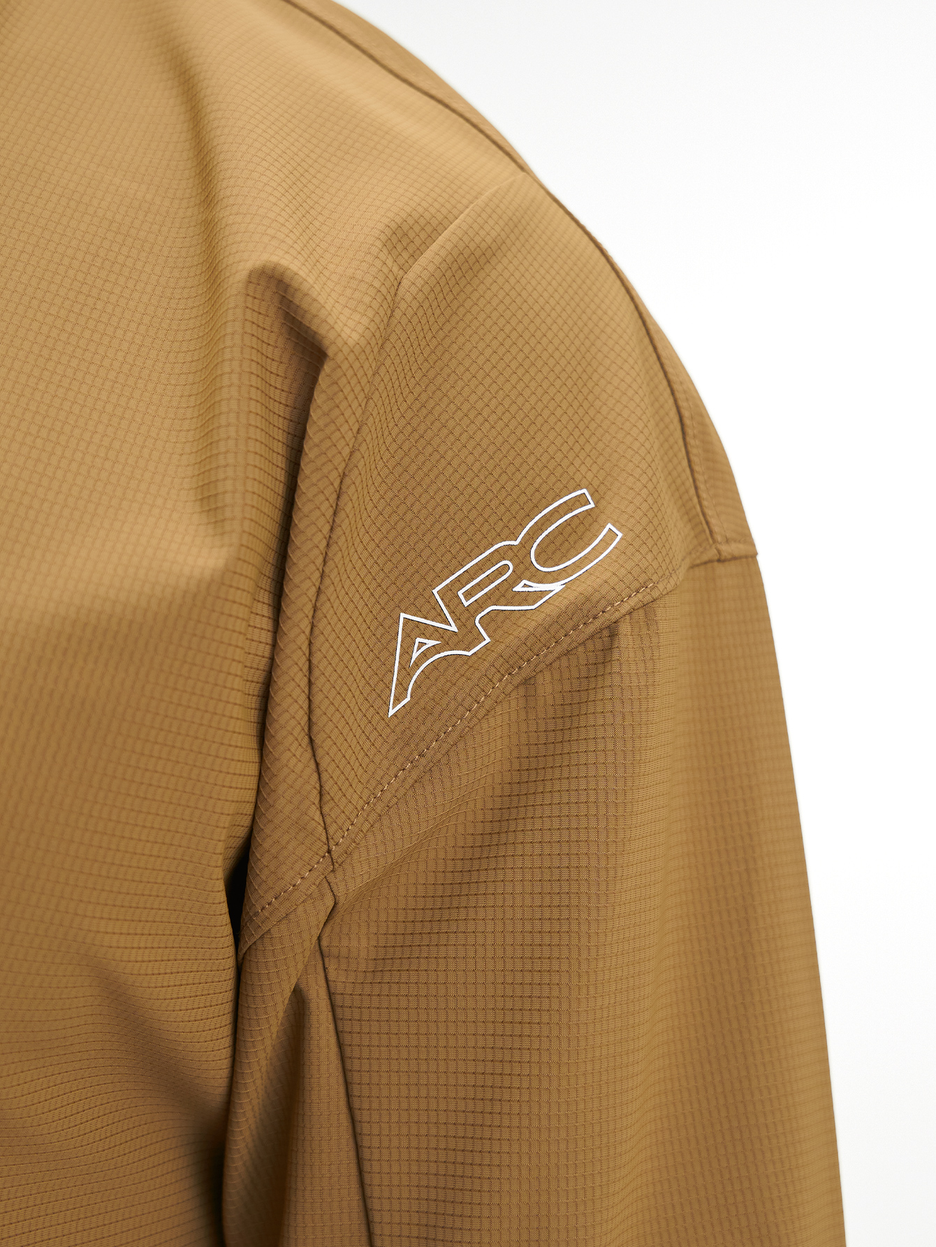 ARC1117-BRN-Men Letter Print Long Sleeve Outdoor T-Shirt