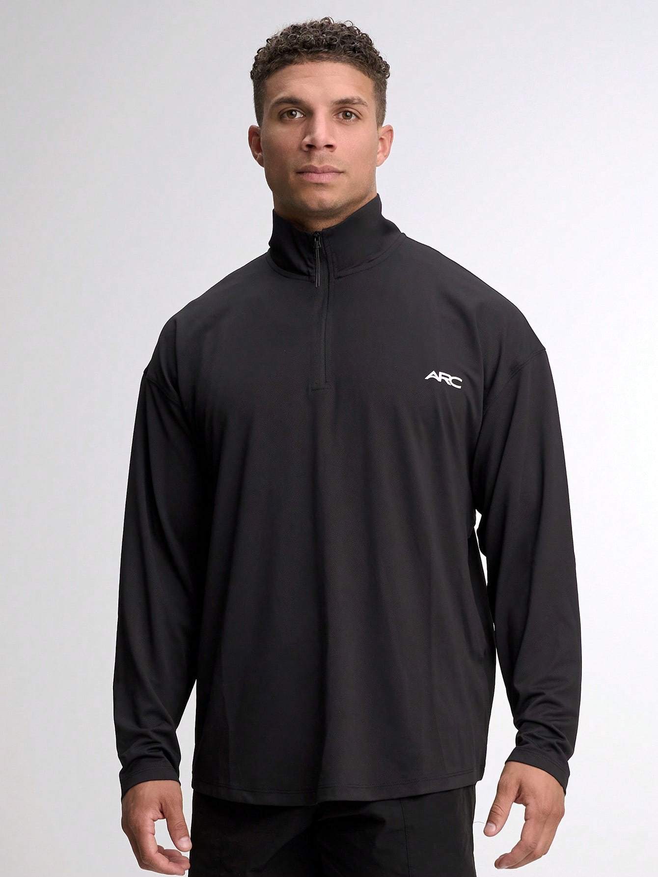 Men's Colorblock Numeric & Letter Print Turtleneck Long Sleeve T-Shirt