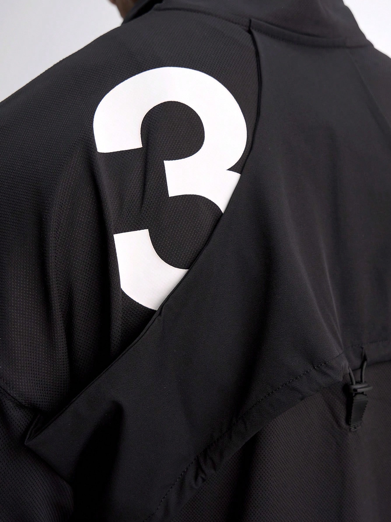 Men's Colorblock Numeric & Letter Print Turtleneck Long Sleeve T-Shirt