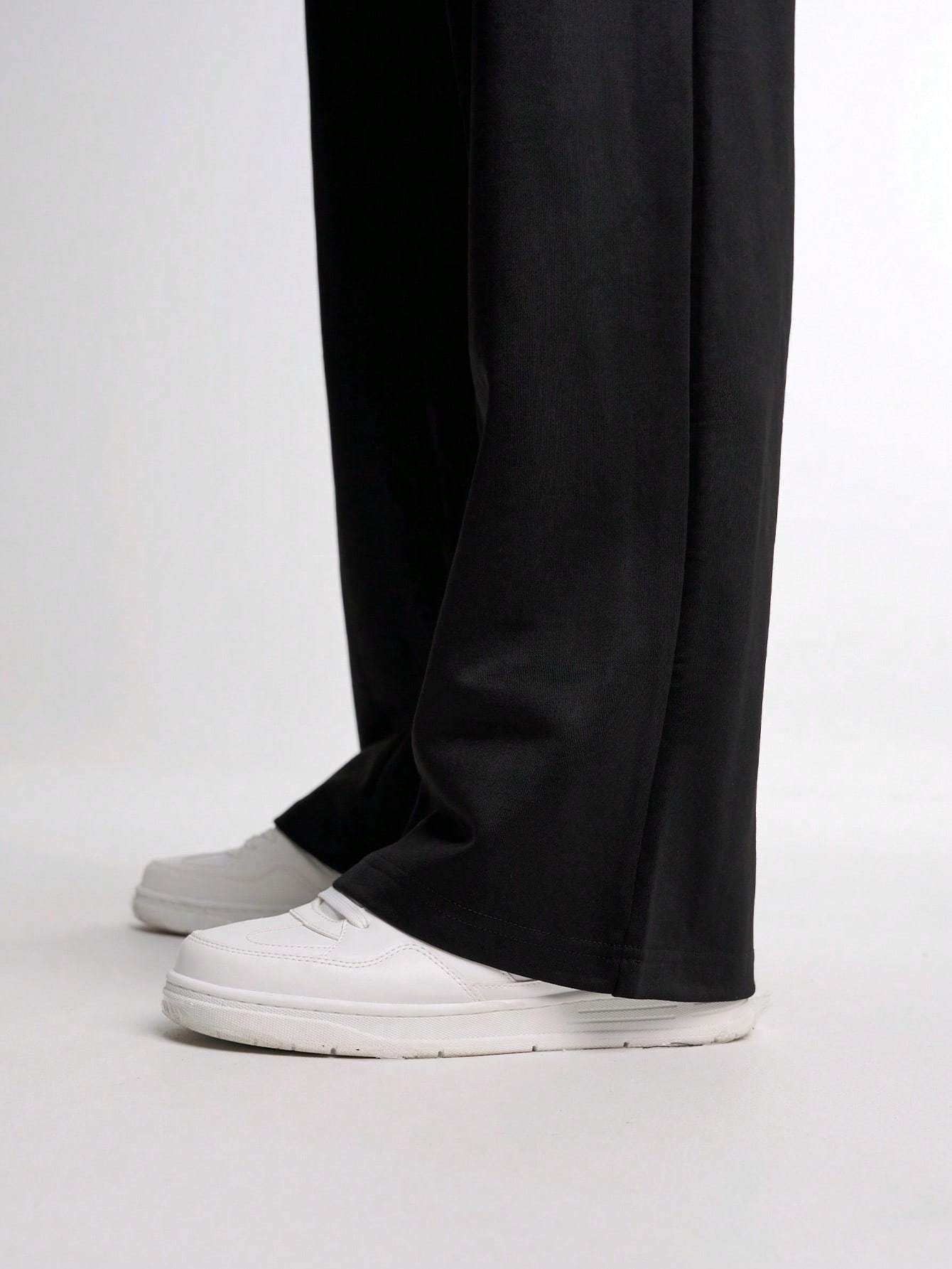 Still Form Wide Leg Sweatpant