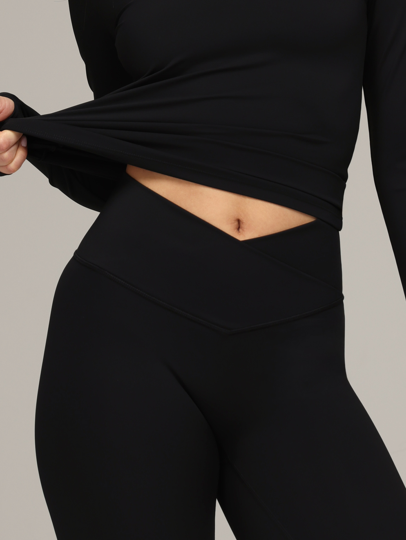 SoftForm™ Swift Wrap Waist Legging