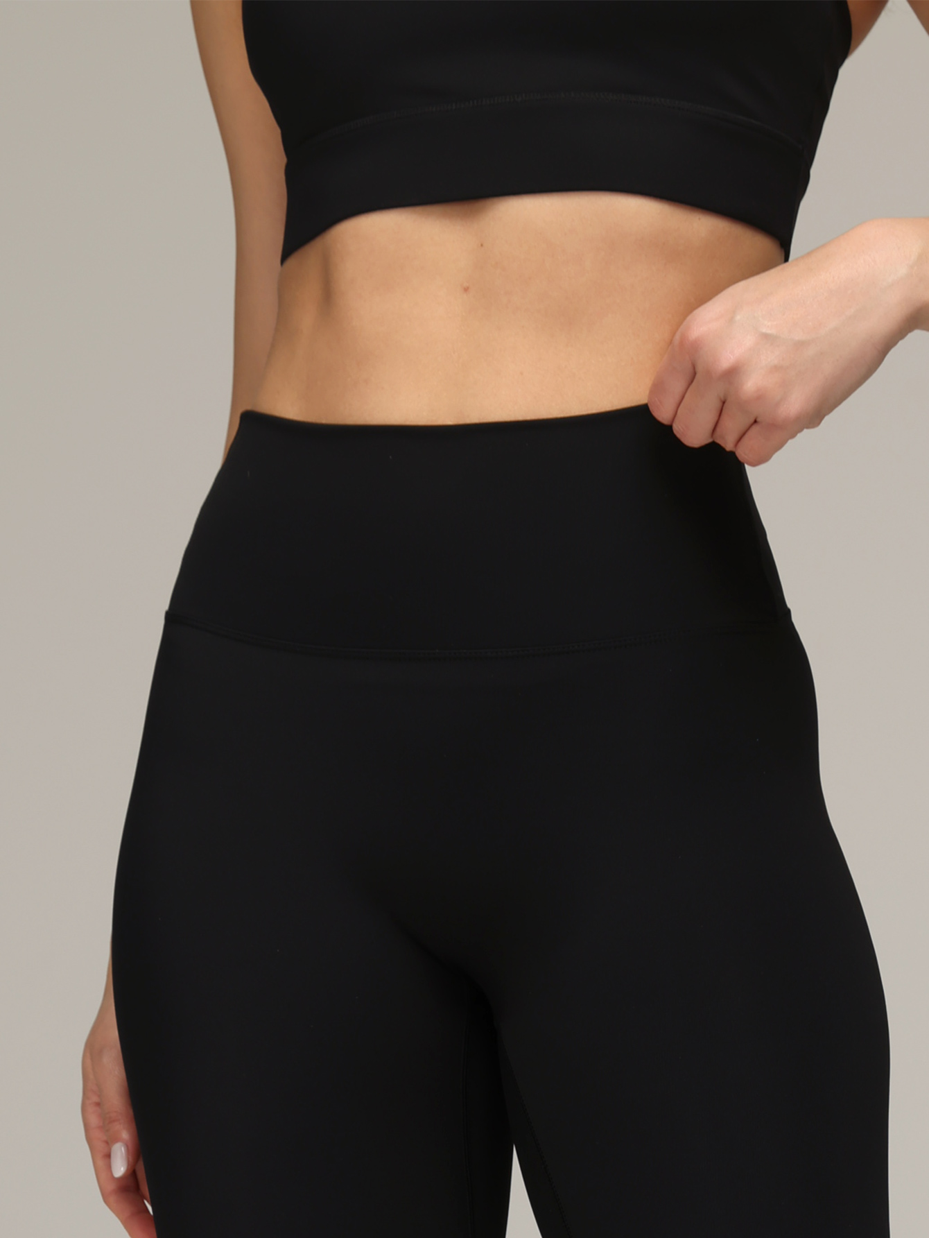 SoftForm™ Poised High Waisted Legging