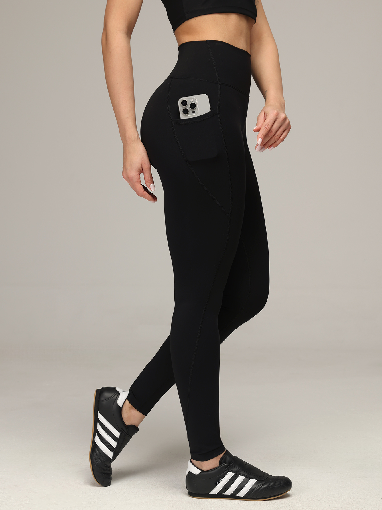 SoftForm™ Still Bloom High Waisted Pocket Legging