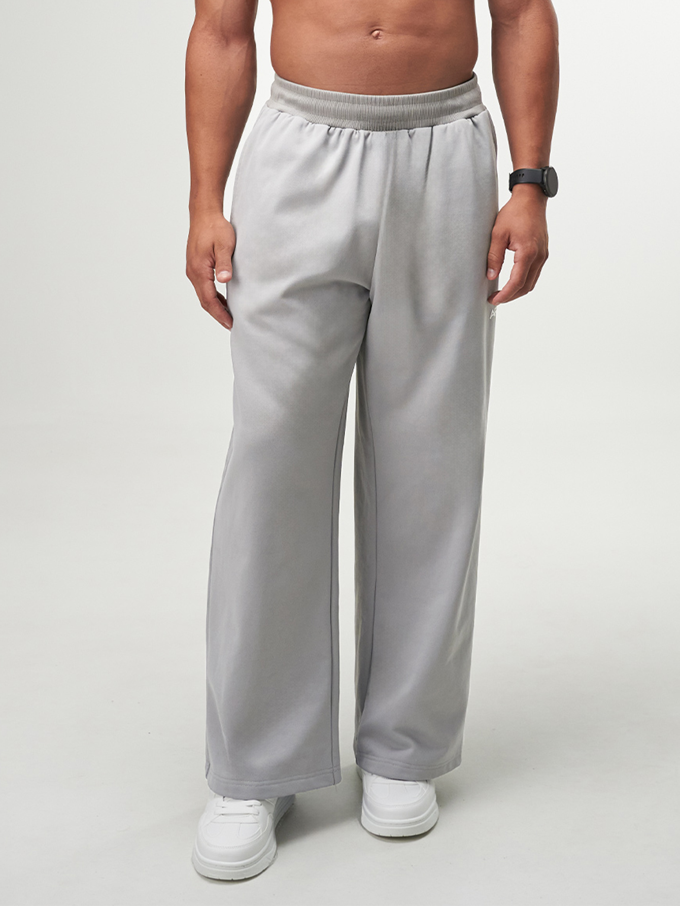 Still Form Wide Leg Sweatpant