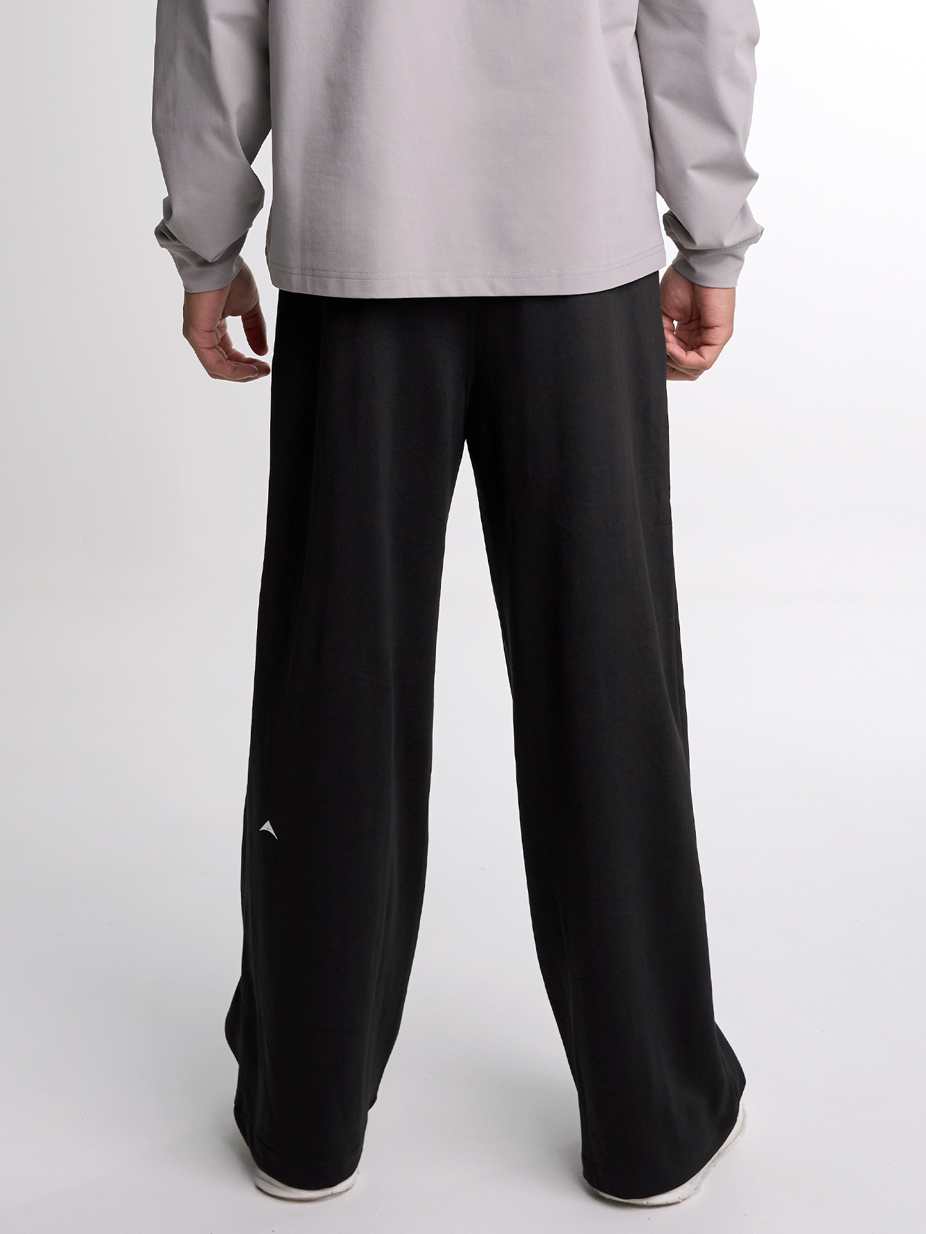 Aero Baggy Sweatpant - Black