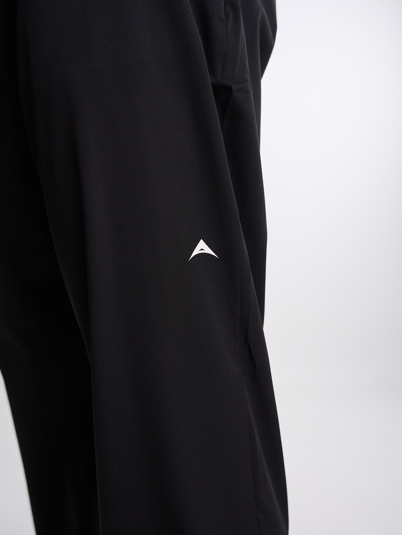 Men's Black Elastic Waist Zipper Pocket Loose Fit Sweatpants