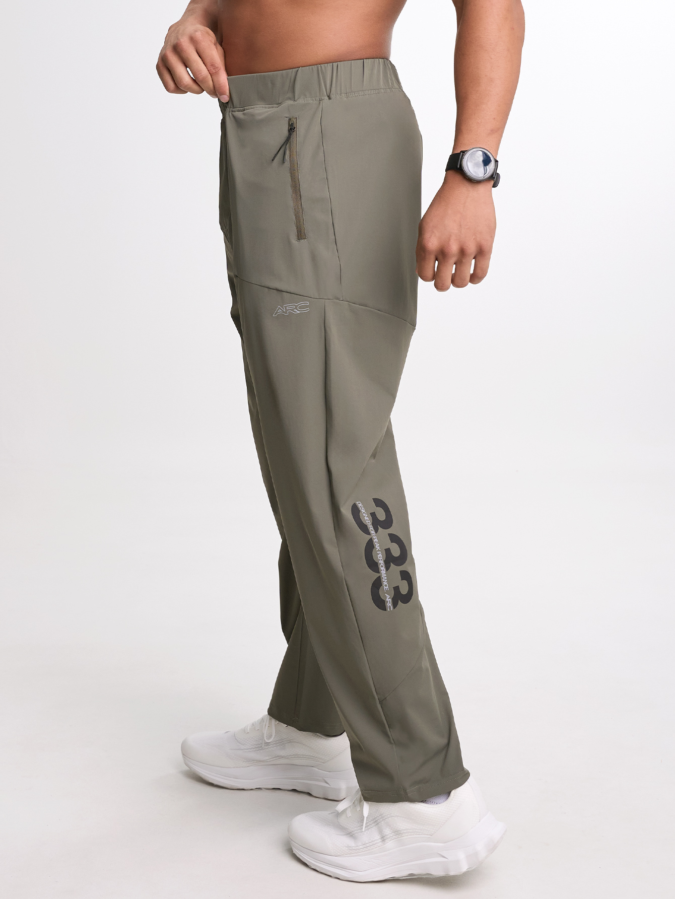 Men's Solid Color Elastic Waist Pockets Tapered Sports Pants