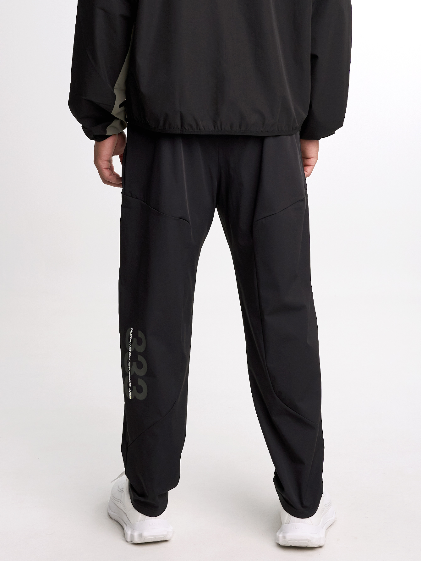 Men's Solid Color Elastic Waist Pockets Tapered Sports Pants