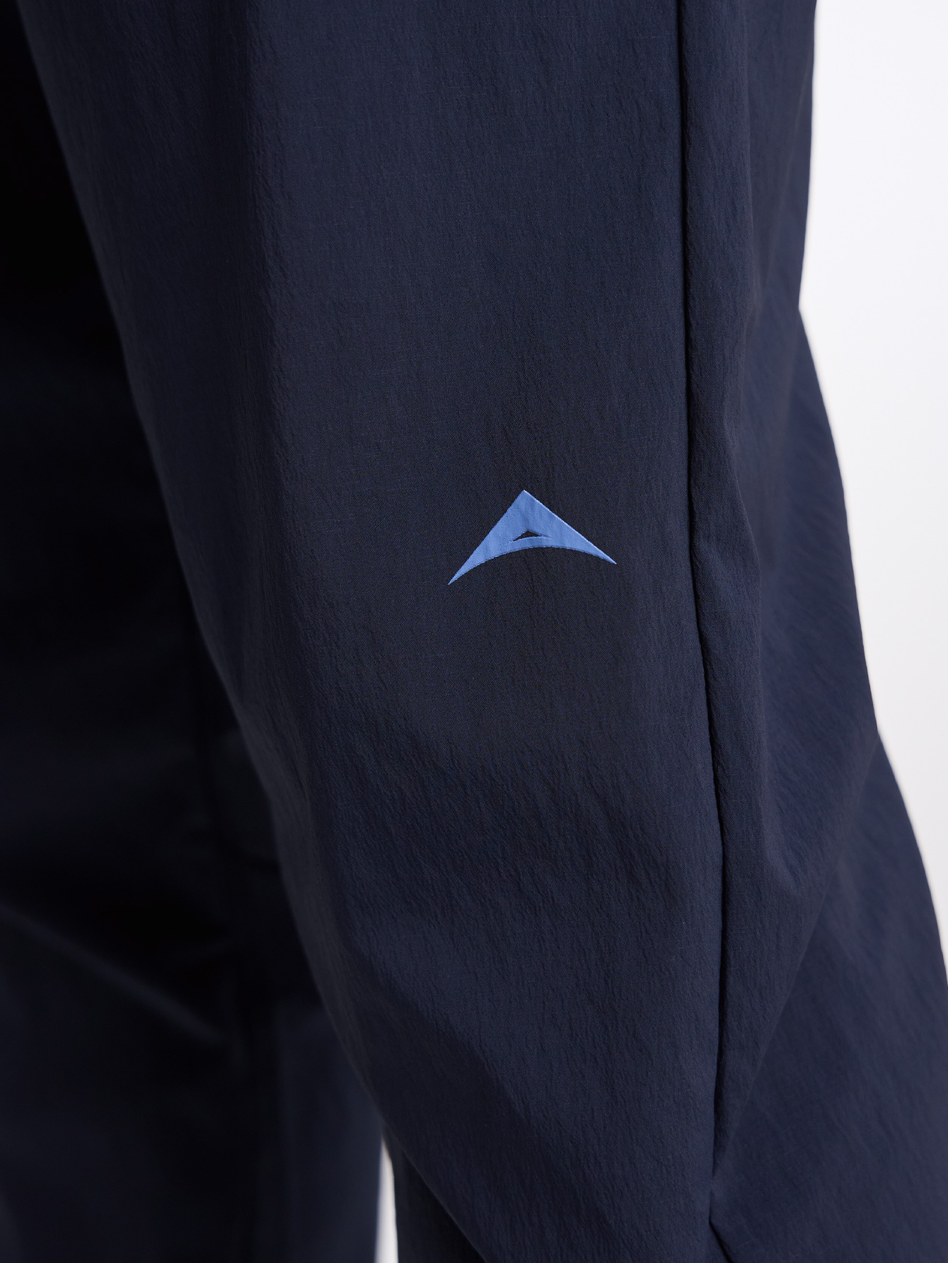 Men's Elastic Waist Zipper Pocket Casual Tapered Sports Pants