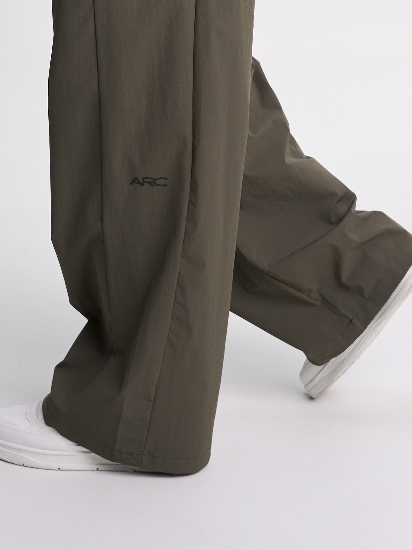 Men's Drawstring Waist Loose Fit Jogger Pants