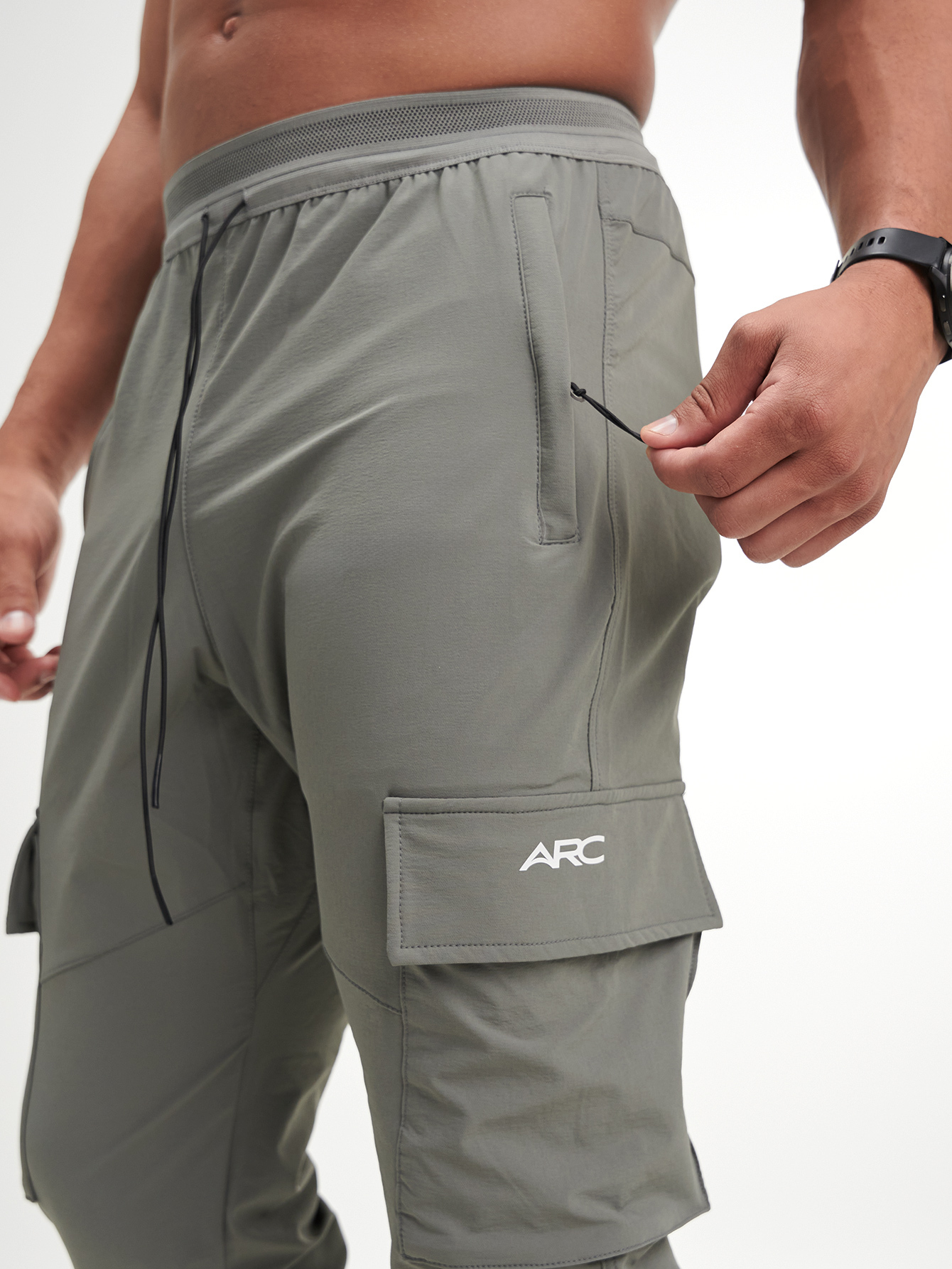 ARC All-Day Comfort Workout Training FashionCloudTouch Fabric Wafeproof Cargo Joggers