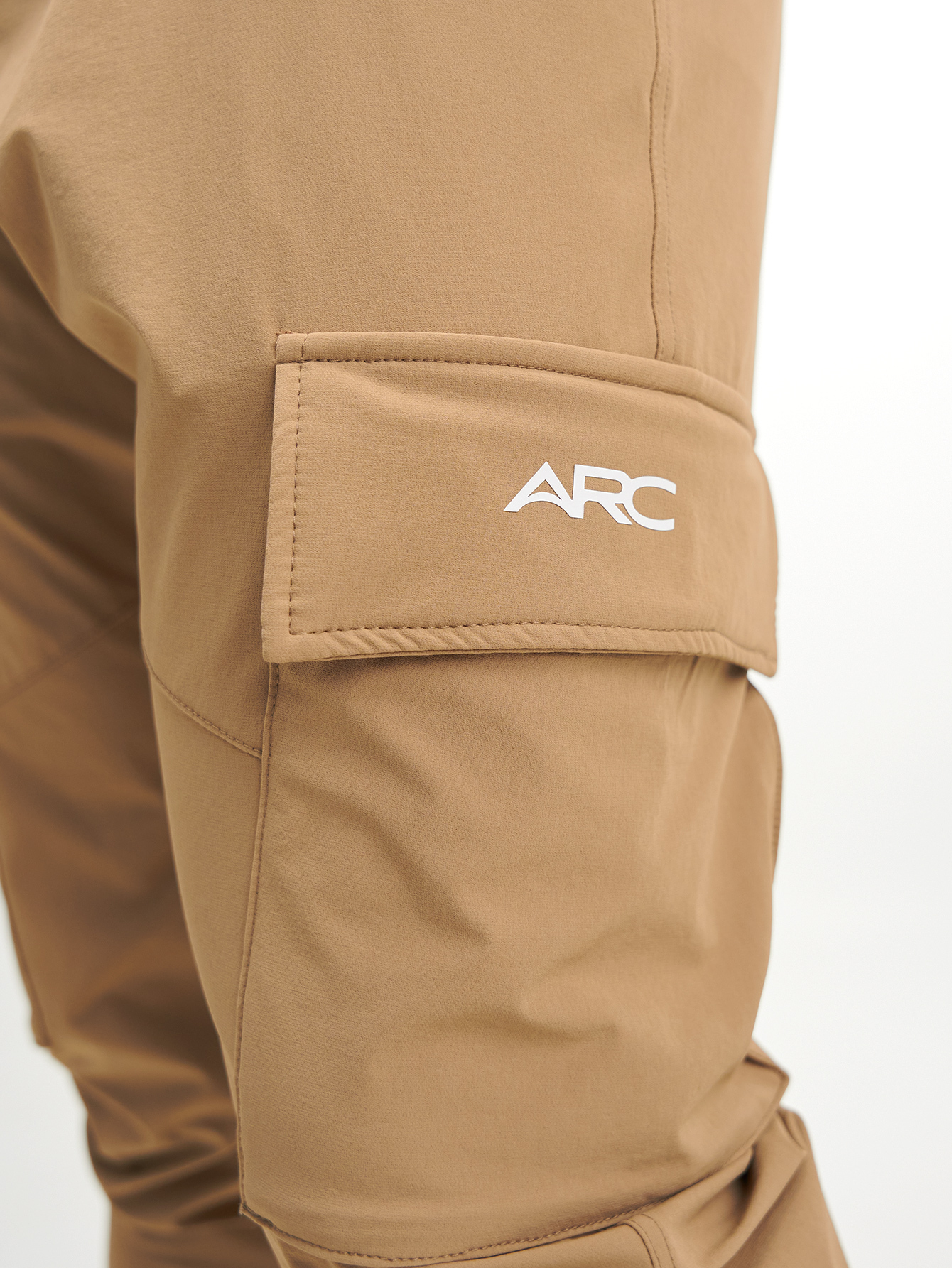 ARC All-Day Comfort Workout Training FashionCloudTouch Fabric Wafeproof Cargo Joggers