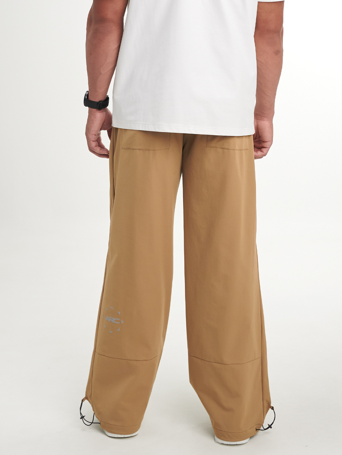 Men's Elastic Waist Pleated Wide Leg Loose Casual Pants, Brown