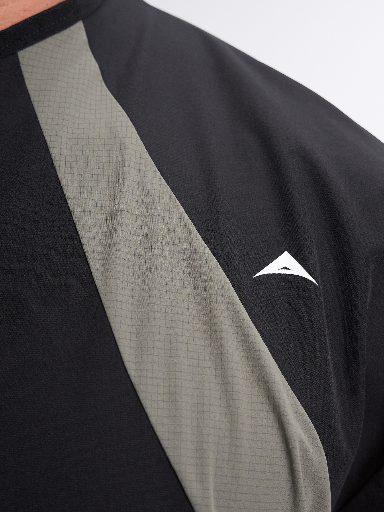 Letter Print Stand Collar Pocket Zip-Up Long Sleeve Jacket