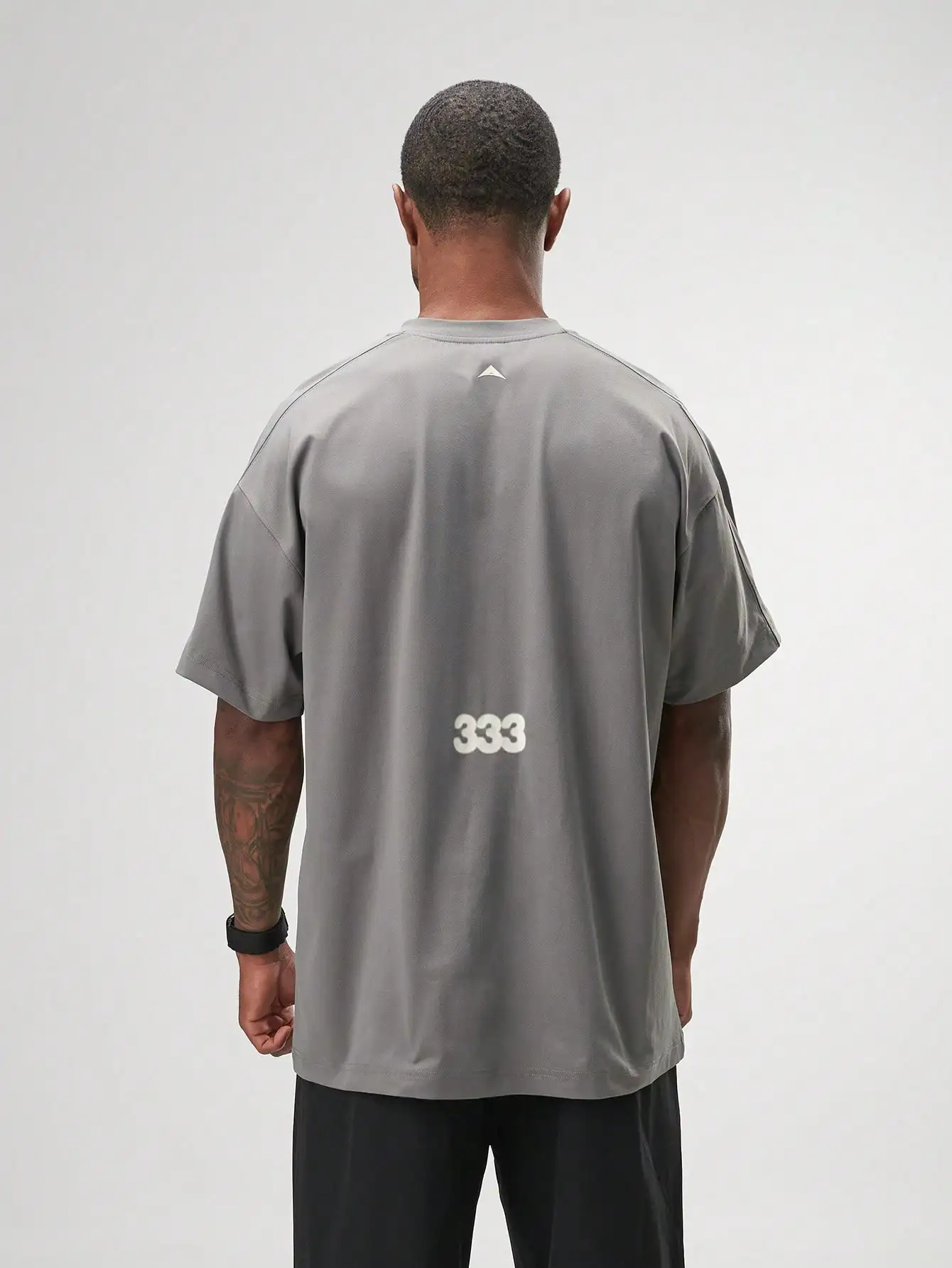 Fortitude Oversized T-shirt for men, breathable fabric, perfect for workouts and casual wear. Ideal gym top.