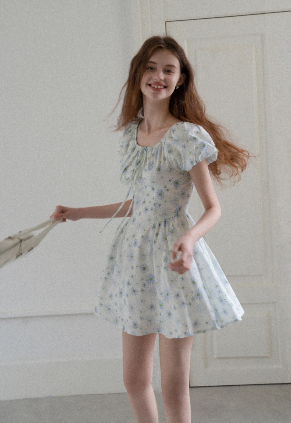 Square Neck Puff Sleeve Daisy Print Dress