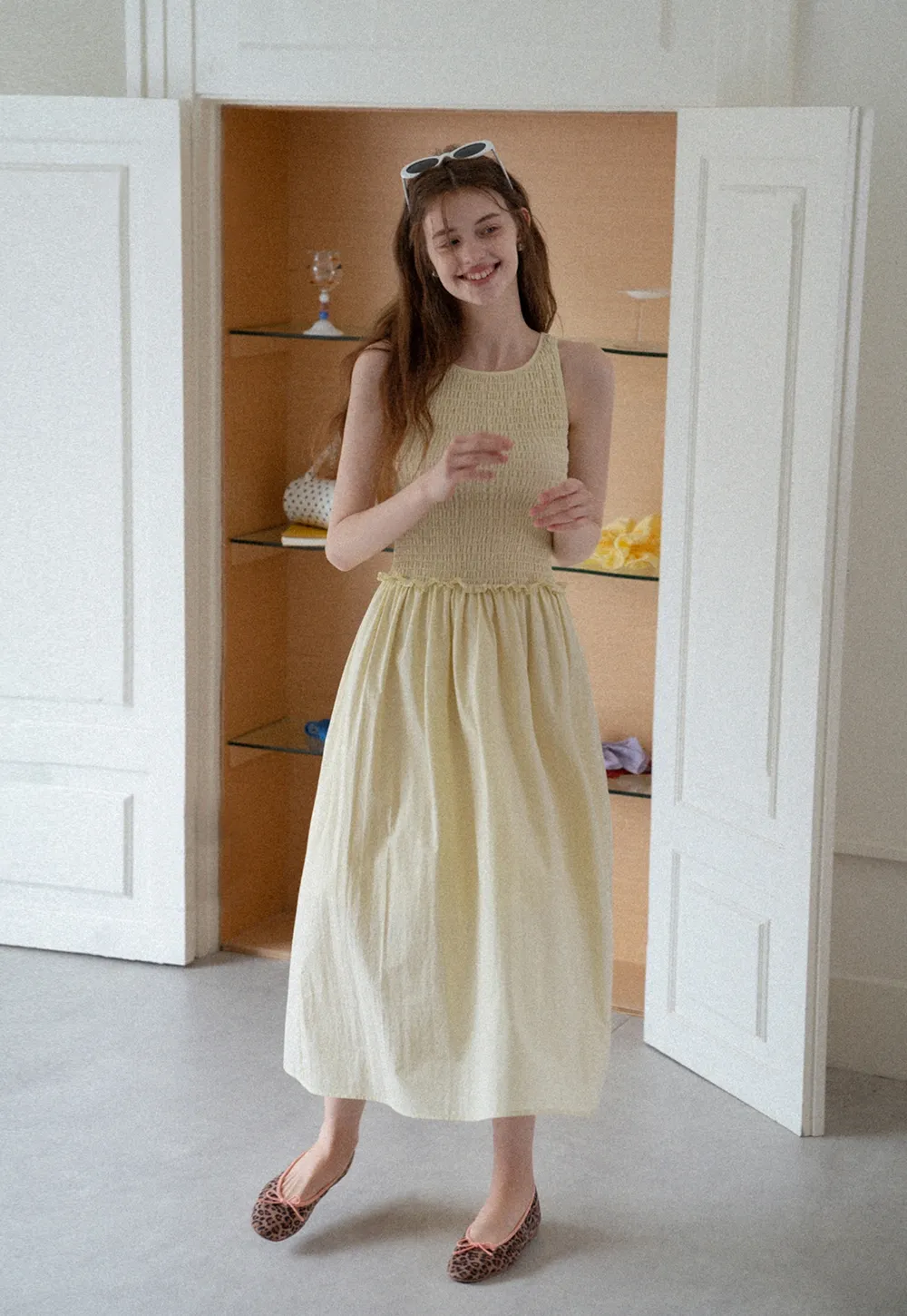 Women's Sleeveless Smocked Midi Dress